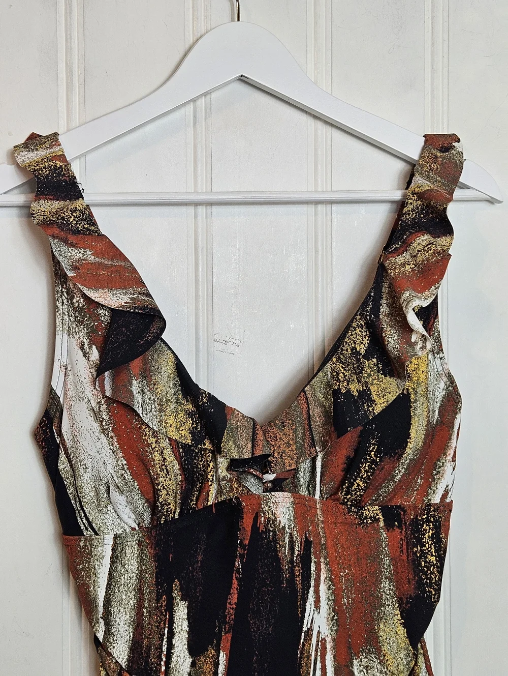 DKNY Ruffle Plunge Underwire One Piece Swimsuit Tummy Control M NWT - Picture 3 of 15